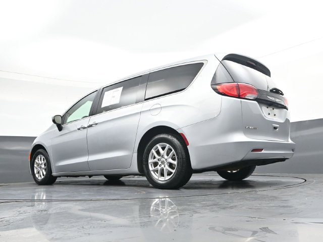 Used 2023 Chrysler Voyager LX FWD image 36