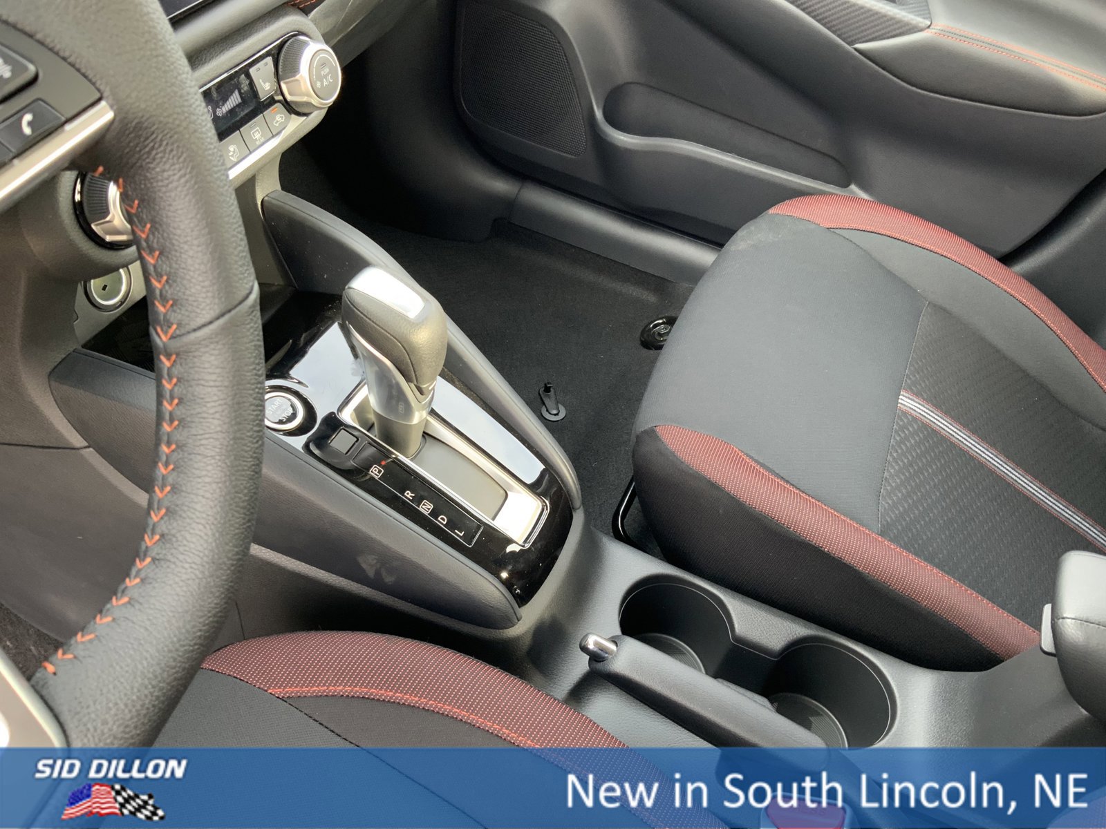 New 2025 Nissan Versa SR w/ Trunk Package image 8