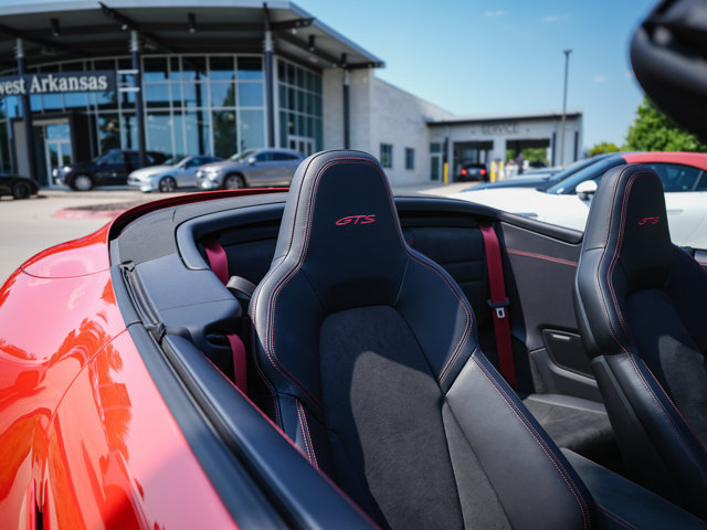 Used 2024 Porsche 911 Carrera GTS RWD image 19
