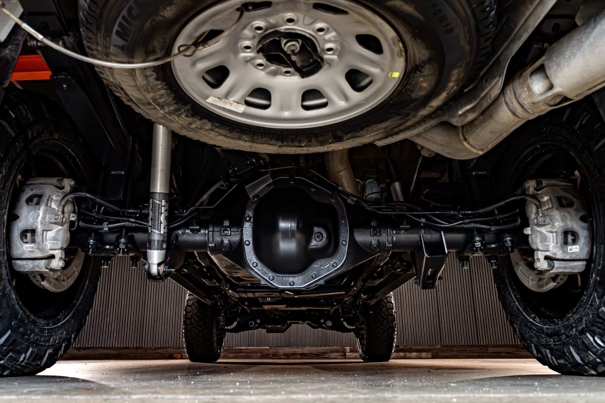 Used 2025 GMC Sierra 3500 AT4 w/ AT4 Premium Plus Package image 15