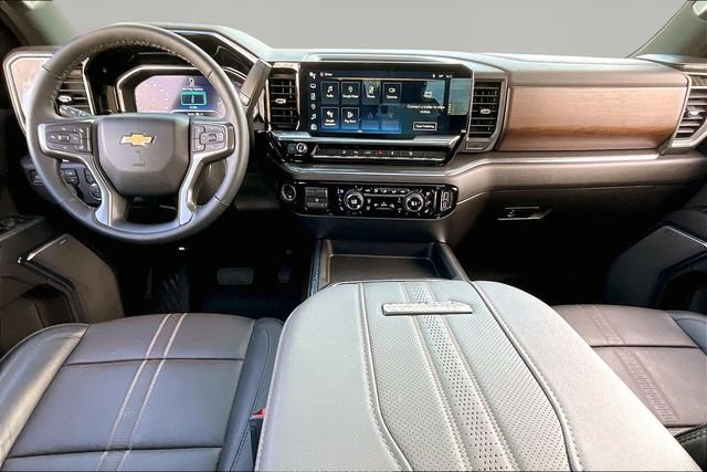 Used 2024 Chevrolet Silverado 2500 High Country w/ High Country Premium Package image 7
