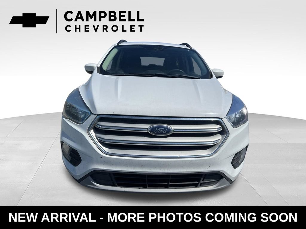Used 2018 Ford Escape SE w/ SE Sync 3 Package FWD image 10