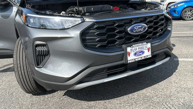 Used 2025 Ford Escape ST-Line AWD/4WD image 11