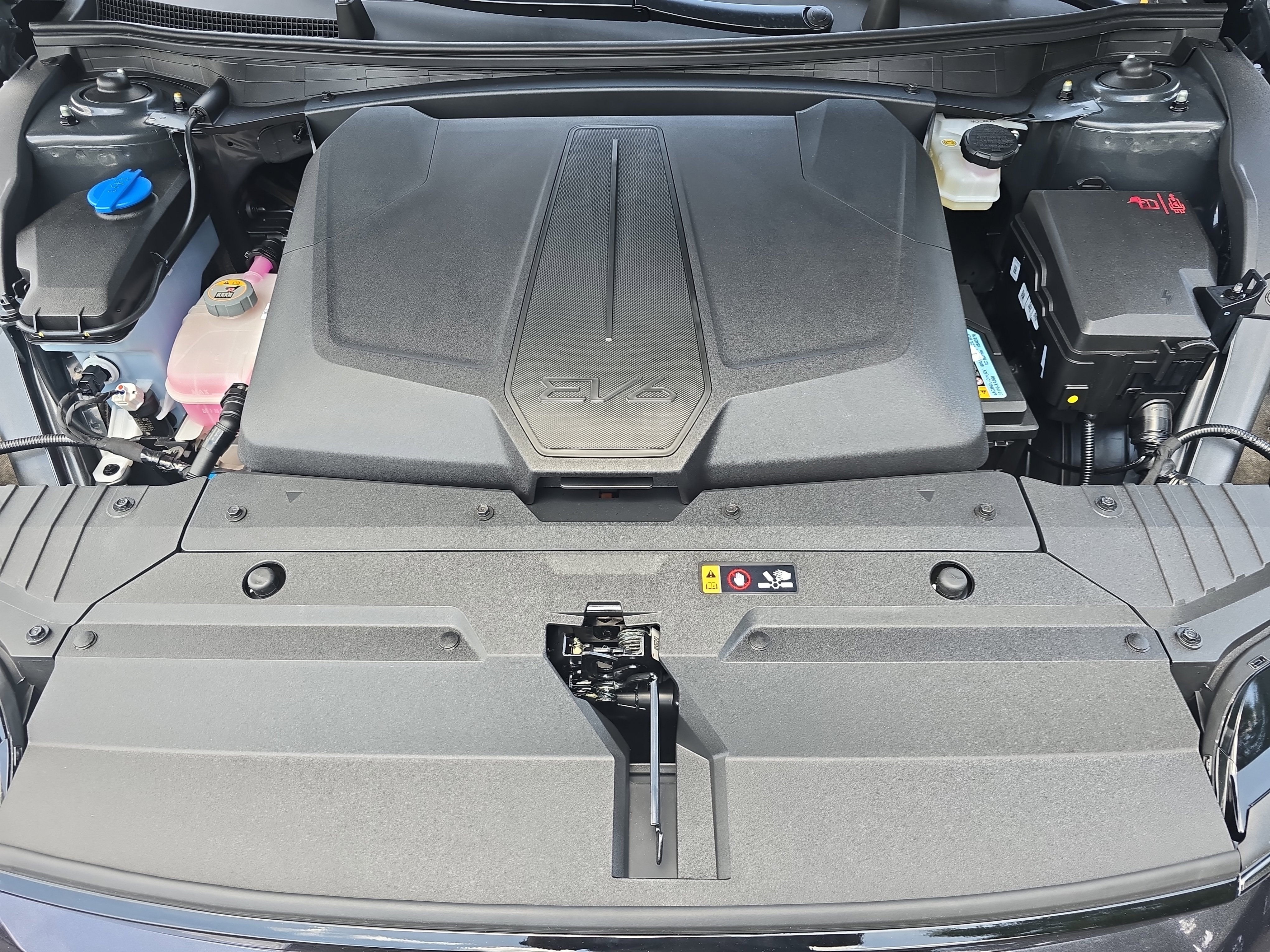 New 2025 Kia EV6 Wind image 26