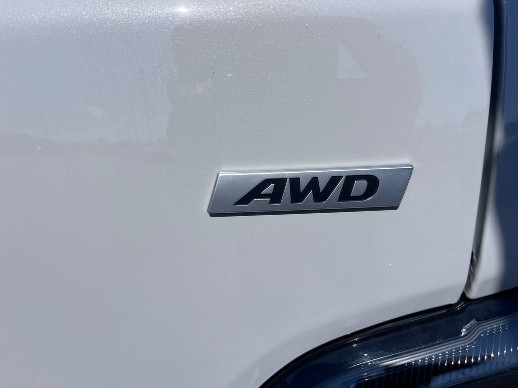 Used 2023 Hyundai Kona SEL AWD/4WD image 4