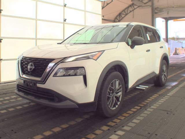 Used 2023 Nissan Rogue S image 6