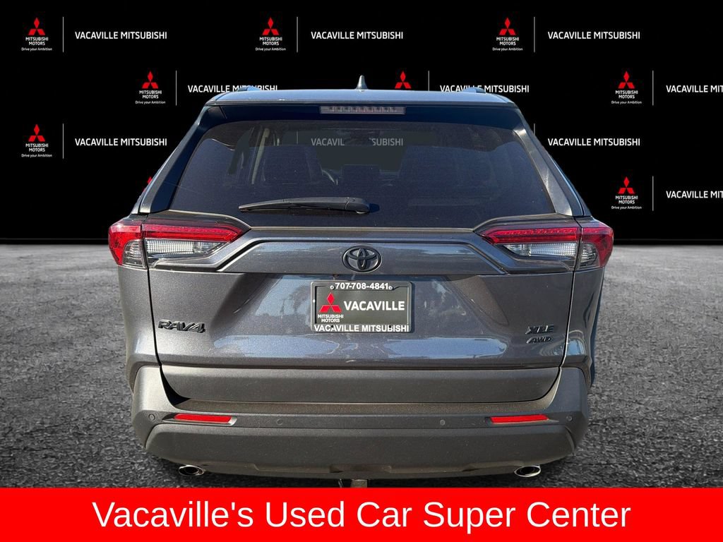 Used 2023 Toyota RAV4 XLE Premium AWD/4WD image 5
