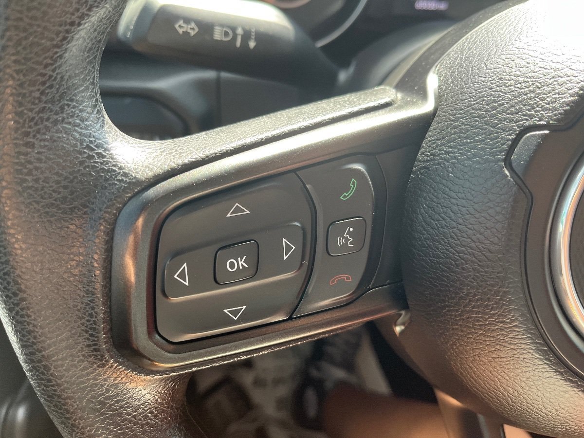Used 2018 Jeep Wrangler Unlimited Sport AWD/4WD image 18