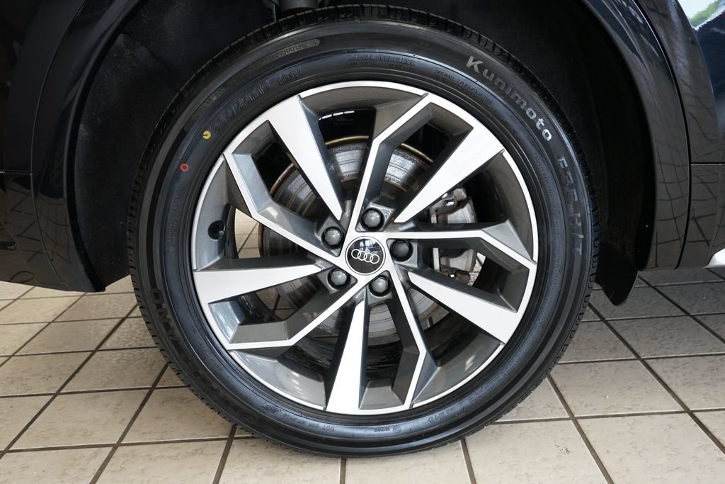 Used 2023 Audi Q5 2.0T Premium AWD/4WD image 57