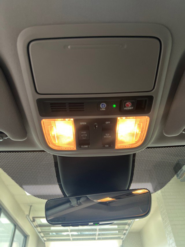 Used 2023 Honda Odyssey Touring image 24