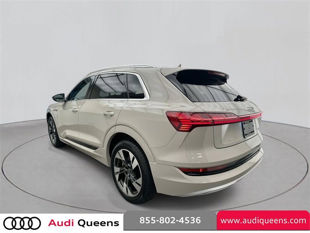 Certified 2022 Audi e-tron Premium image 2