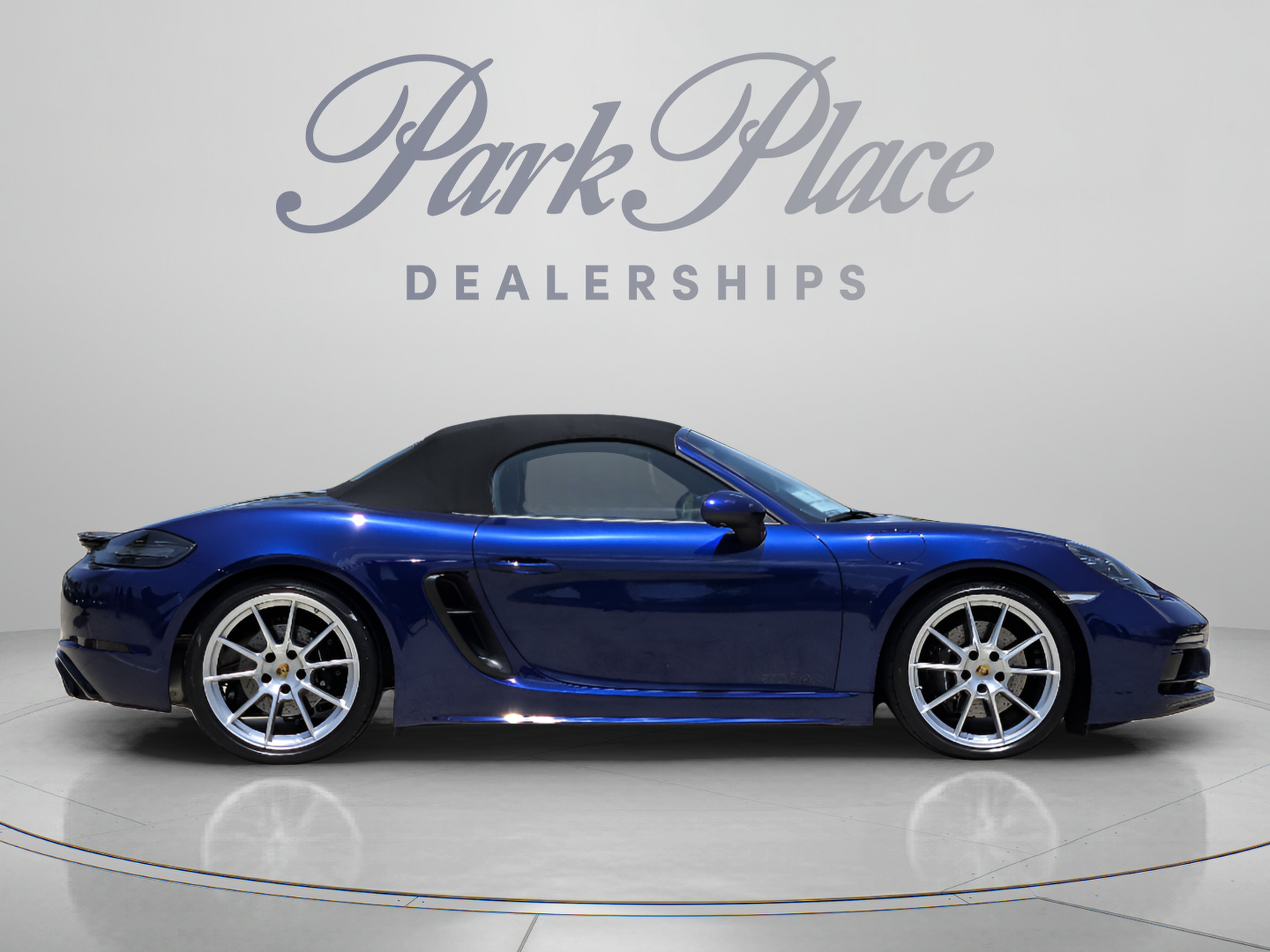 Used 2025 Porsche 718 Boxster GTS RWD image 9
