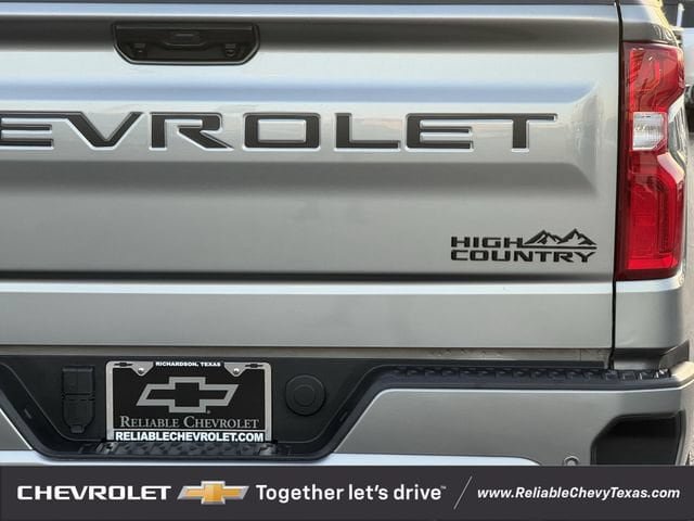 Used 2026 Chevrolet Silverado 1500 High Country AWD/4WD image 8