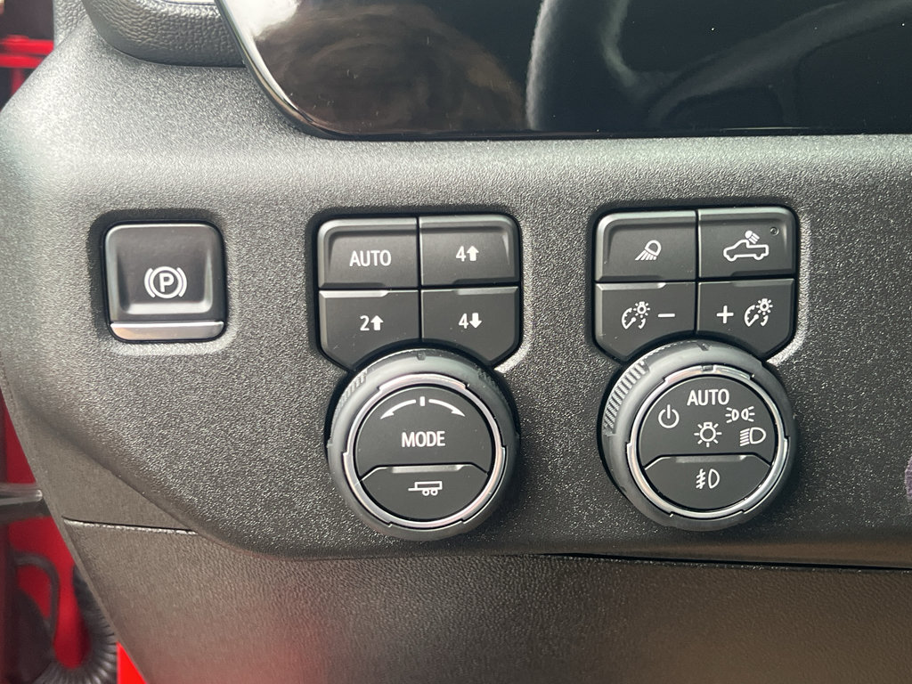 Used 2026 Chevrolet Silverado 3500 LT w/ Trail Boss Package AWD/4WD image 14