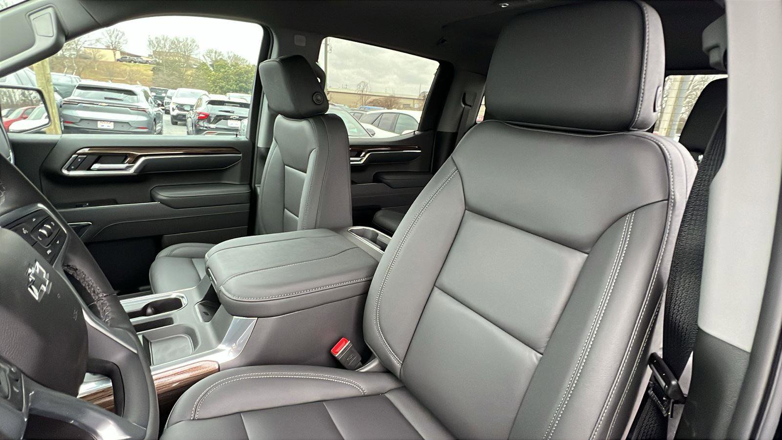 New 2026 Chevrolet Silverado 1500 RST w/ RST All Star Premium Package image 15