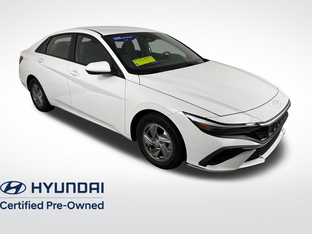 Certified 2024 Hyundai Elantra SE FWD image 1