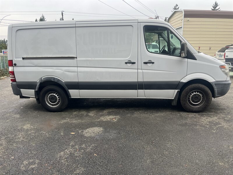Used 2013 Freightliner Sprinter 2500 image 6