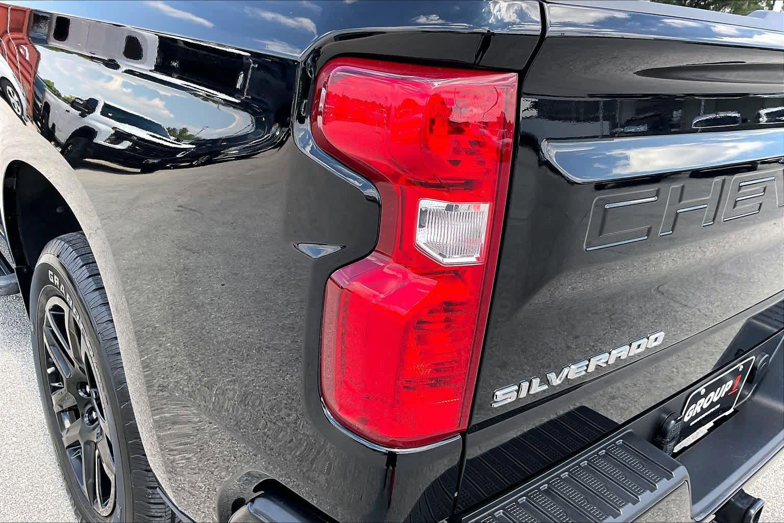 Used 2024 Chevrolet Silverado 1500 Custom RWD image 27