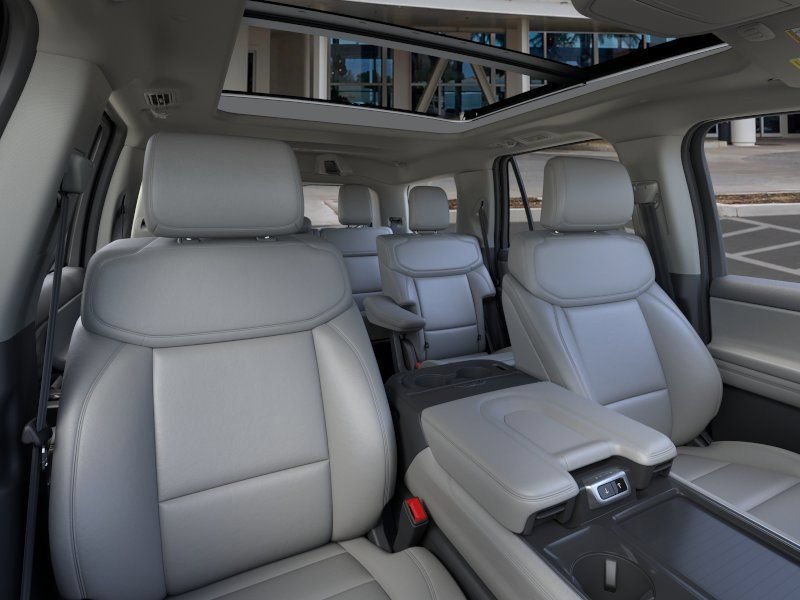 New 2026 Ford Expedition Active AWD/4WD image 10