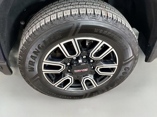 Used 2023 GMC Sierra 2500 AT4 w/ AT4 Premium Plus Package image 33