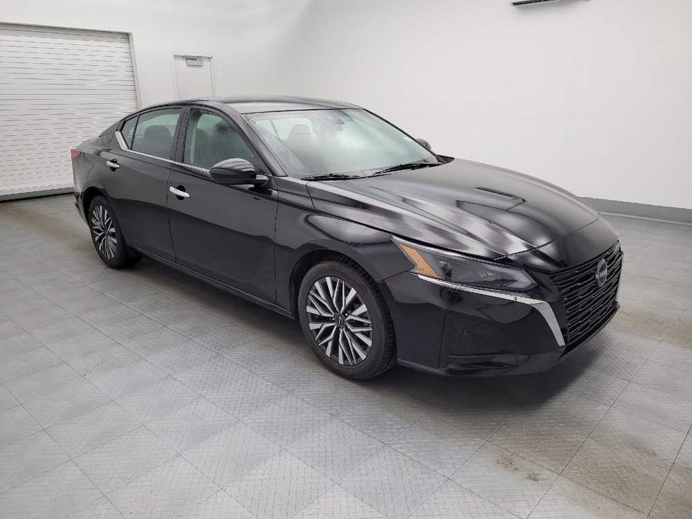 Used 2023 Nissan Altima 2.5 SV image 11