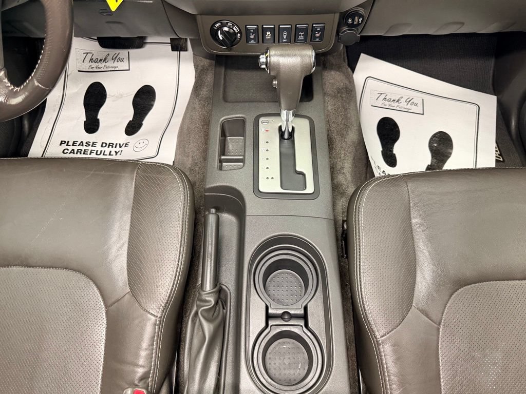 Used 2018 Nissan Frontier PRO-4X AWD/4WD image 13