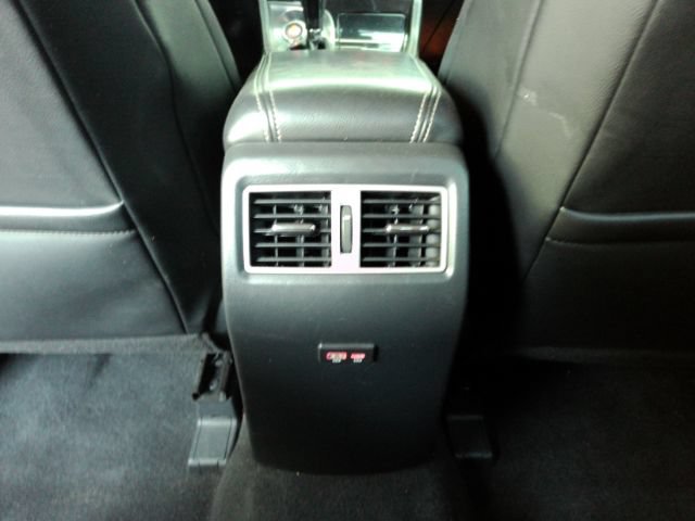 Used 2021 Nissan Maxima 3.5 SV w/ Floor Mat Group FWD image 26