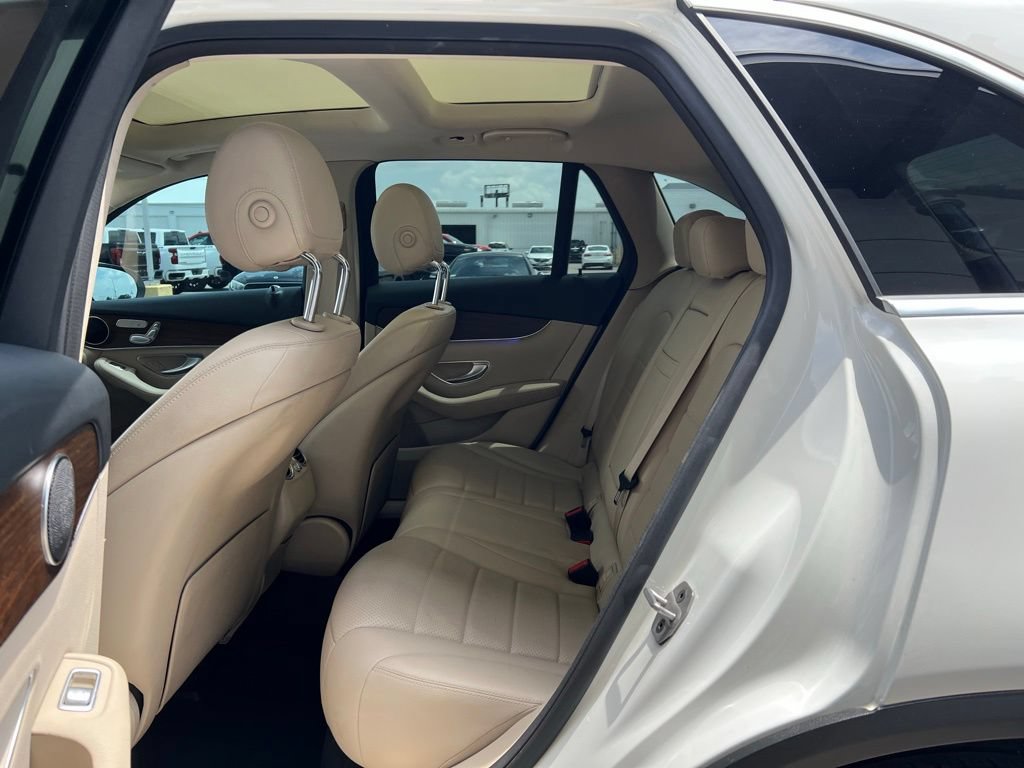 Used 2022 Mercedes-Benz GLC 300 4MATIC image 22