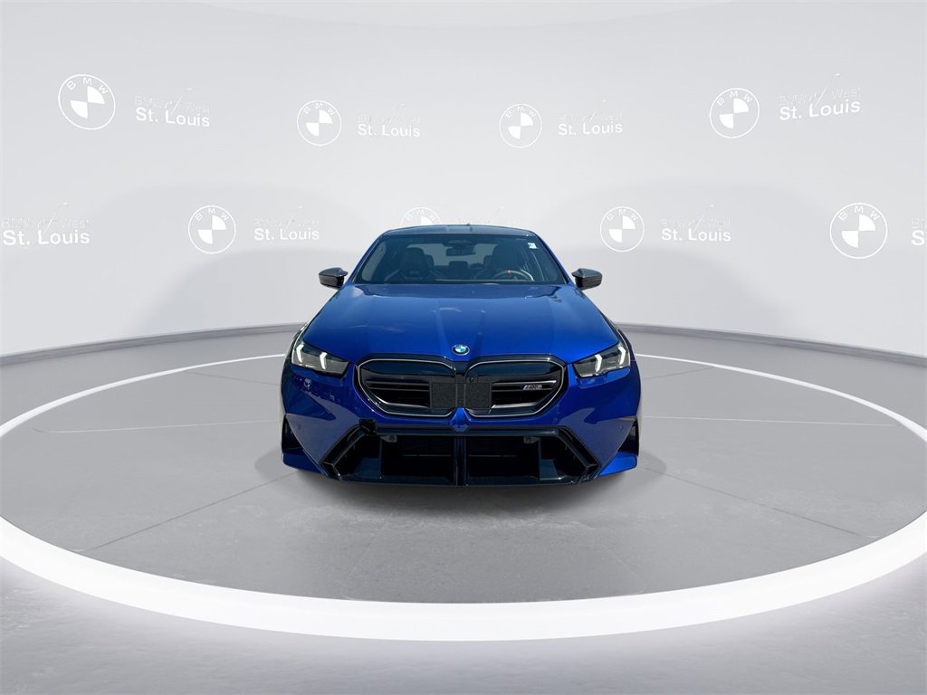 New 2026 BMW M5 w/ Carbon Package image 3