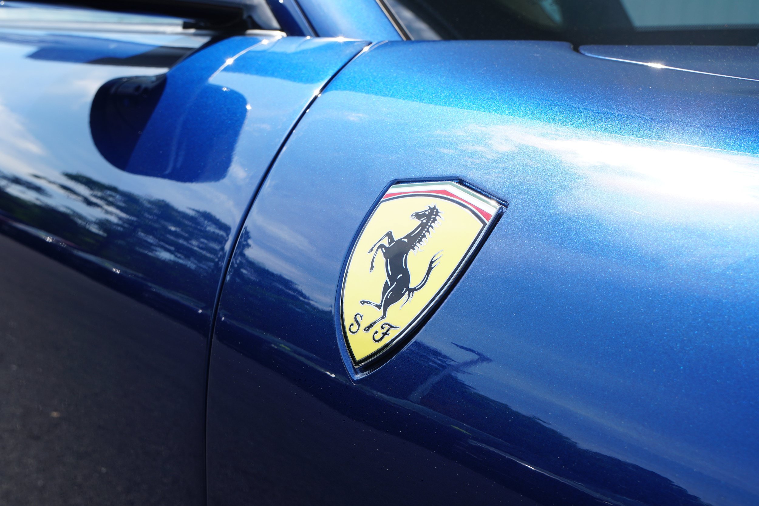 Used 2022 Ferrari Roma RWD image 31