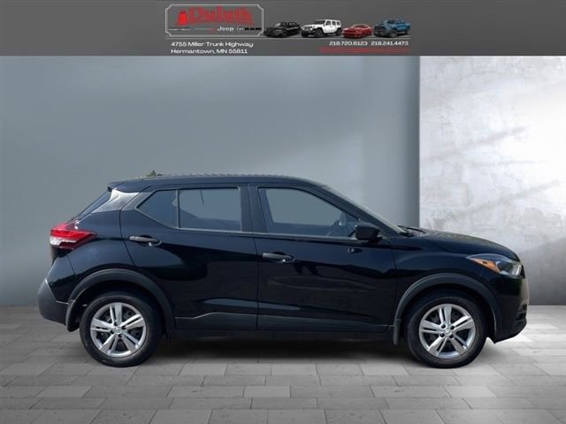 Used 2020 Nissan Kicks S image 7