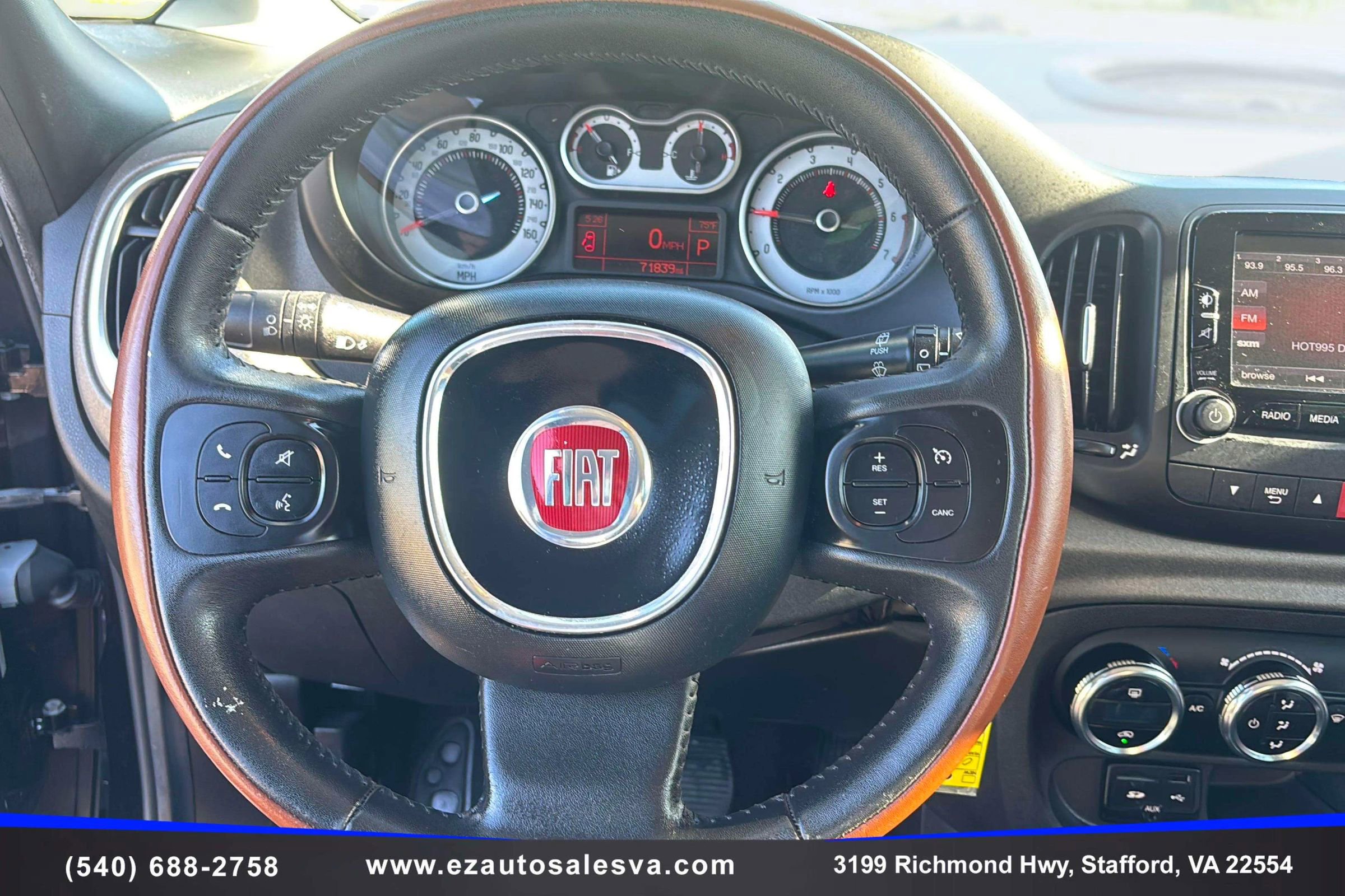 Used 2014 FIAT 500L Trekking w/ Popular Equipment Group image 20