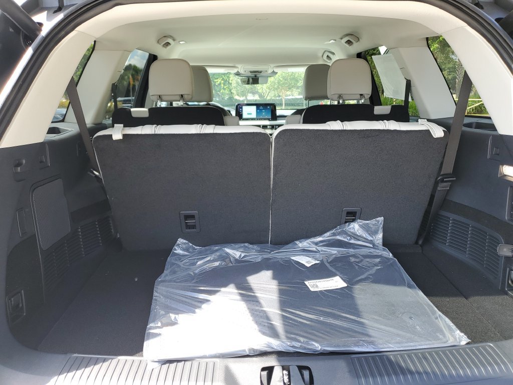 New 2026 Lincoln Aviator 2WD image 6