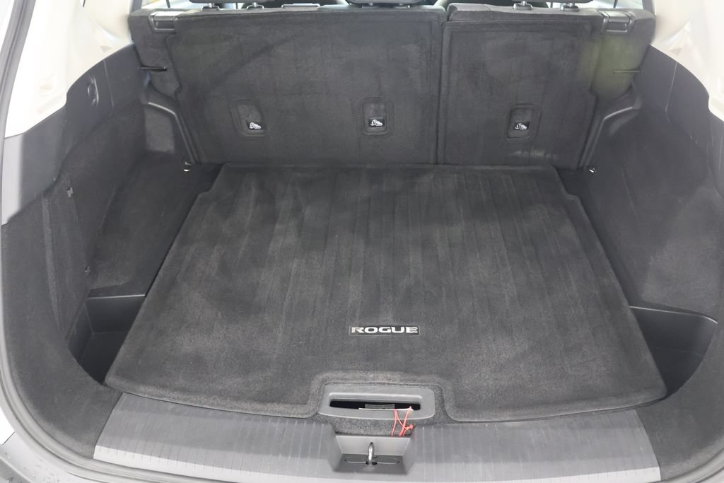 Used 2022 Nissan Rogue SV AWD/4WD image 20