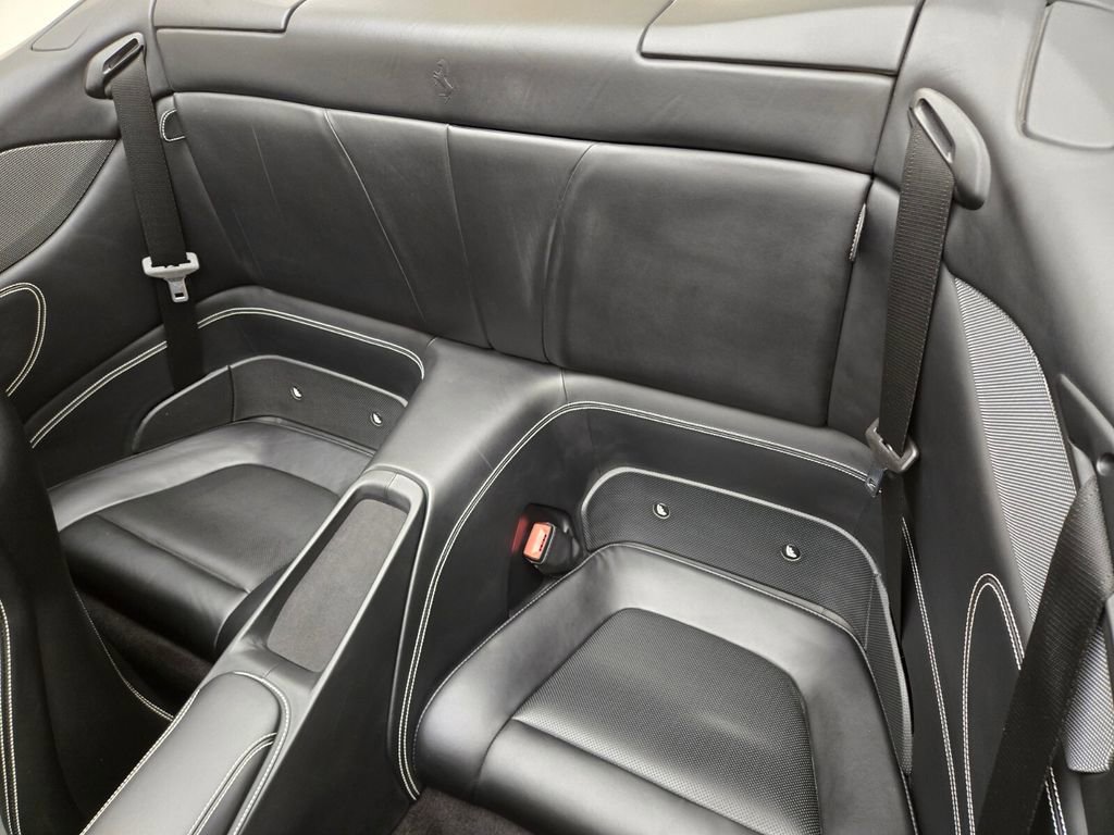 Used 2022 Ferrari Portofino M RWD image 18