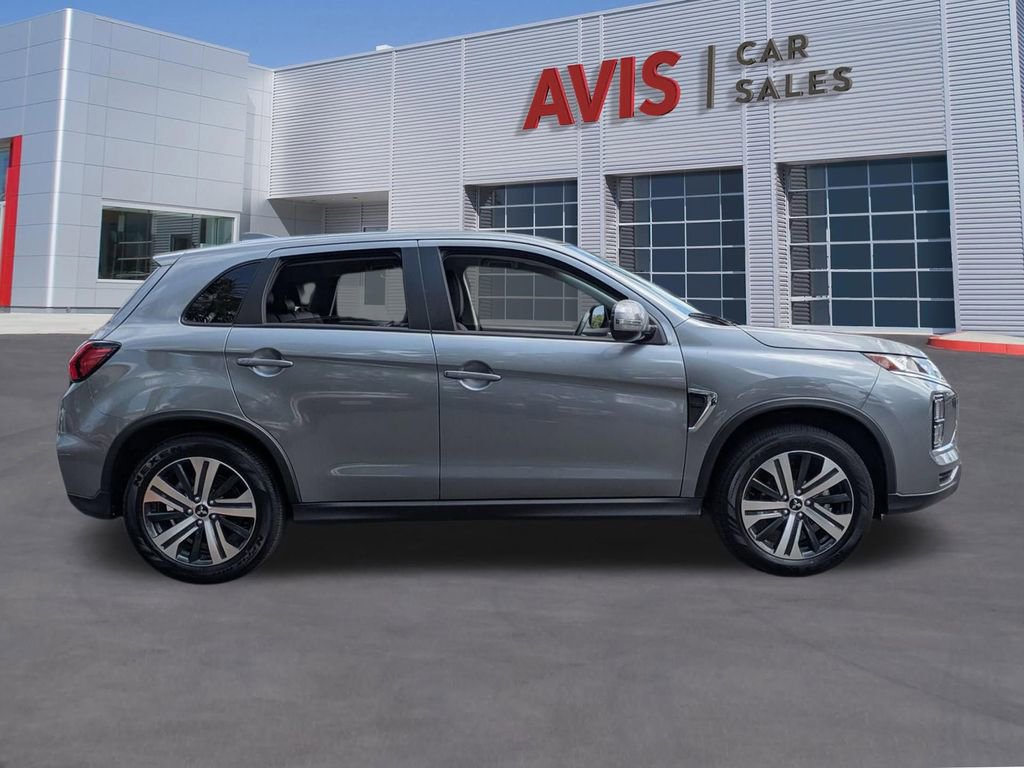 Used 2025 Mitsubishi Outlander Sport SE AWD/4WD image 5