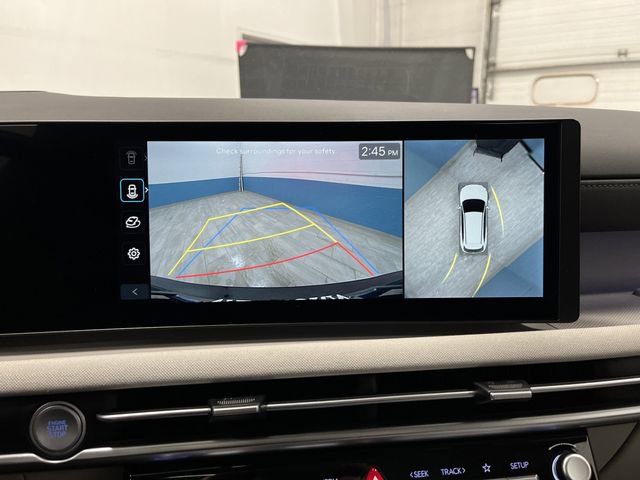 Used 2025 Hyundai Tucson Limited image 11