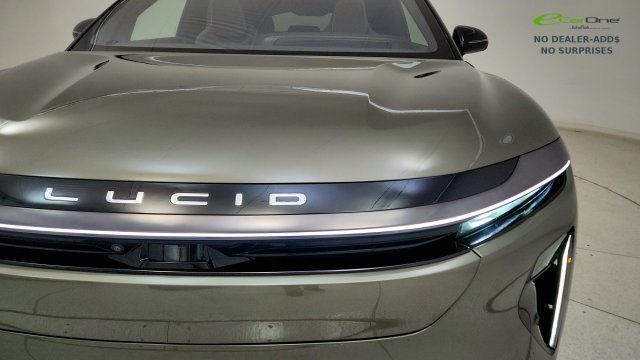 Used 2026 Lucid Gravity Grand Touring AWD/4WD image 23