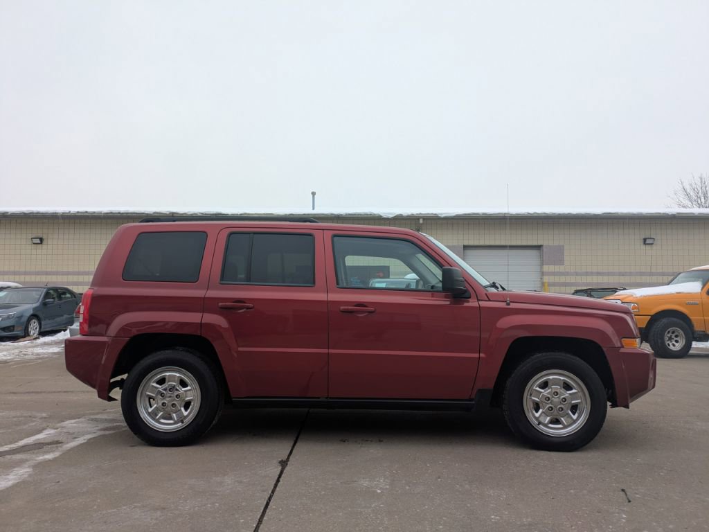 Used 2010 Jeep Patriot Sport image 4
