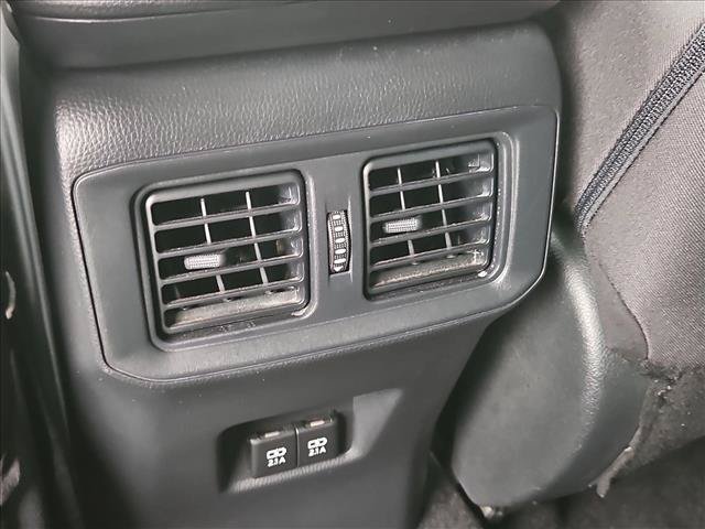 Used 2019 Toyota RAV4 XLE w/ Carpet Mat Package FWD image 23