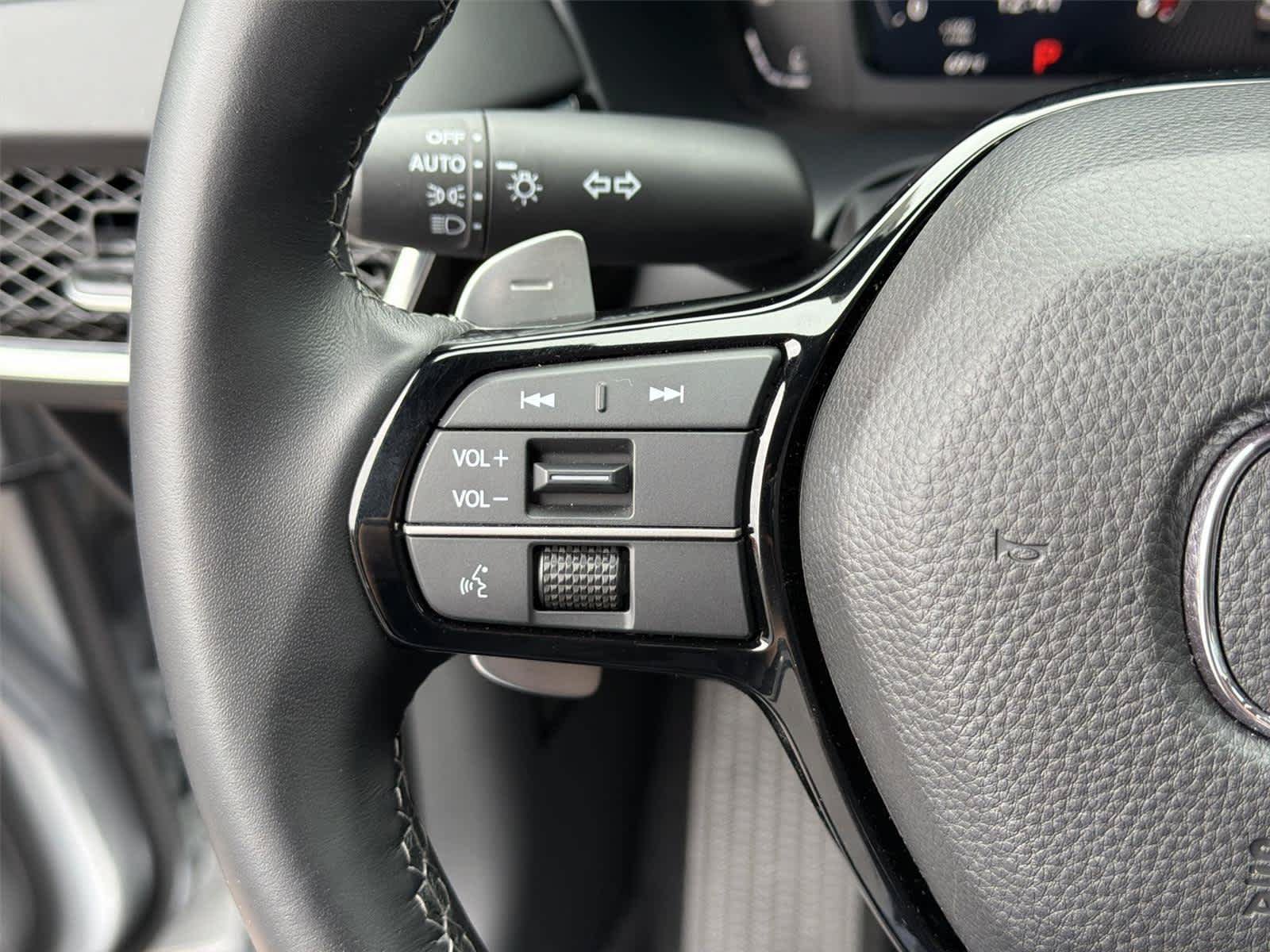 Certified 2025 Acura ADX AWD image 24