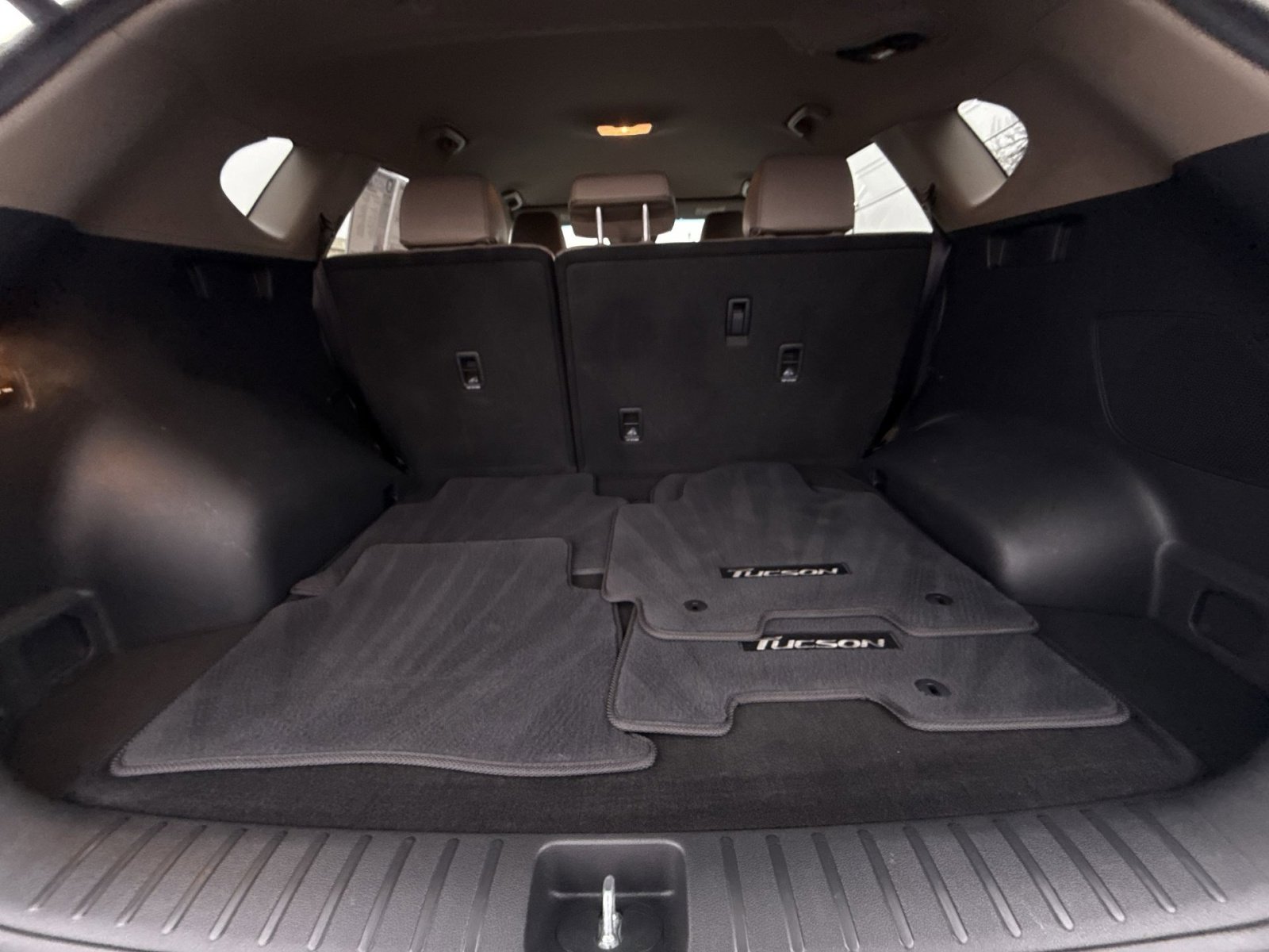 Used 2019 Hyundai Tucson Limited w/ Cargo Package image 22