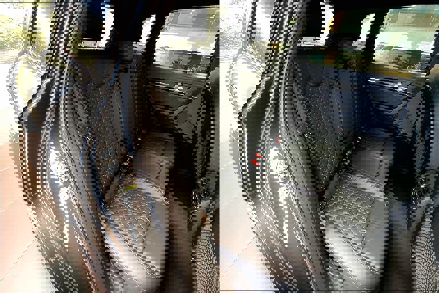 Used 2021 Audi SQ5 Premium Plus w/ Premium Plus Package image 18