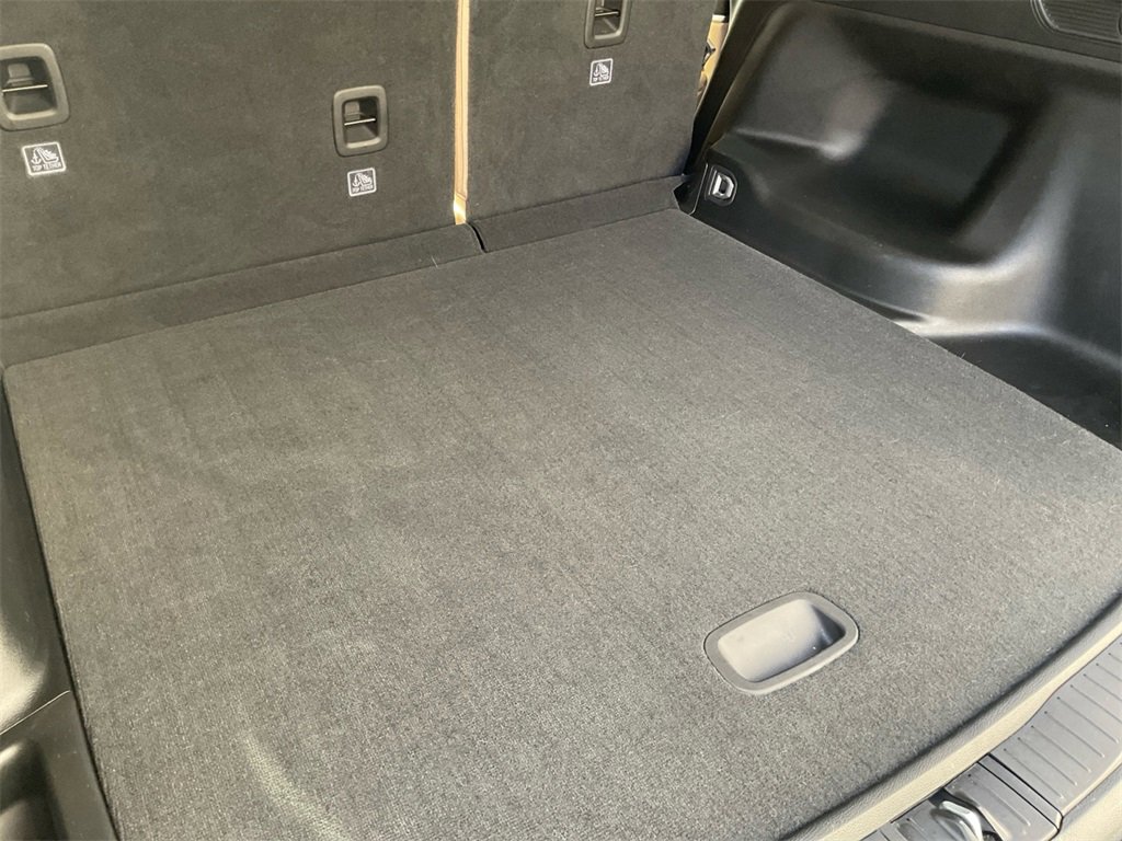 Used 2022 Jeep Grand Cherokee Limited image 32