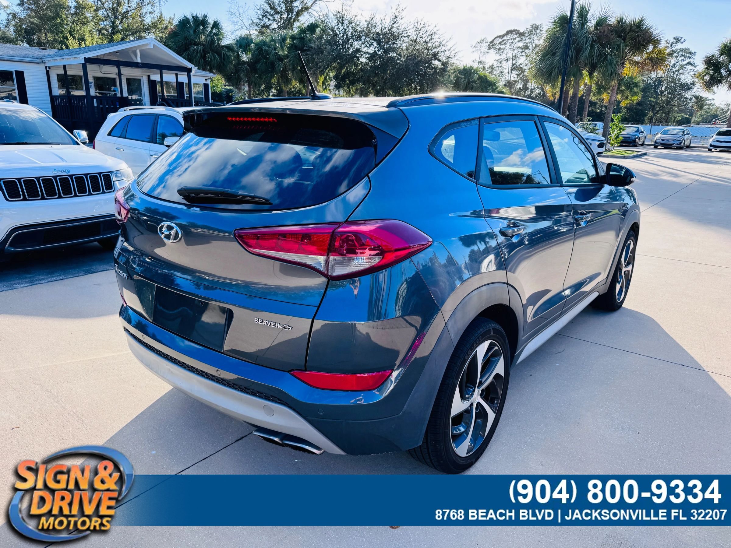 Used 2017 Hyundai Tucson SE Plus AWD/4WD image 3