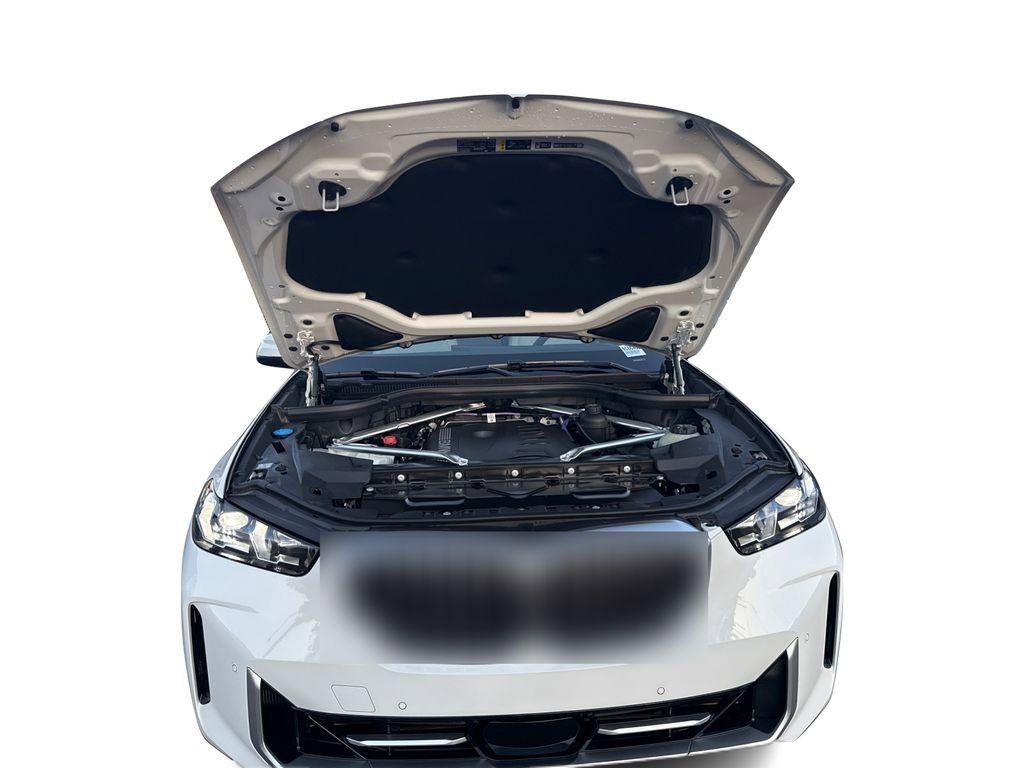 New 2026 BMW X5 sDrive40i image 11