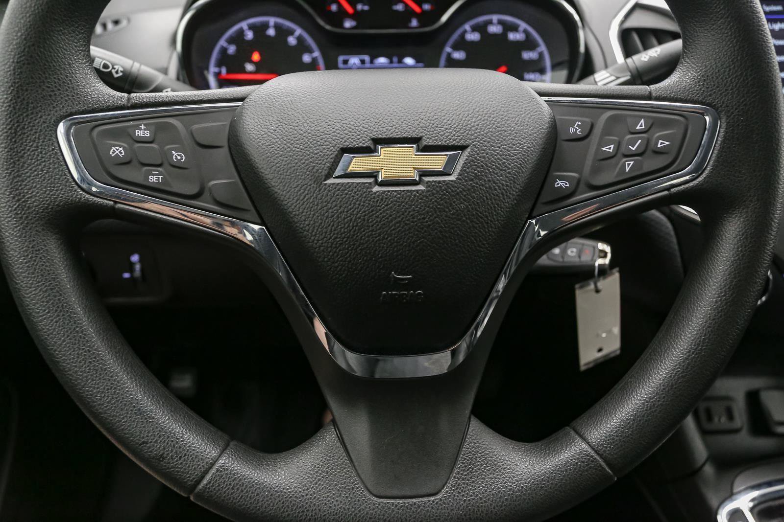 Used 2019 Chevrolet Cruze LT FWD image 29