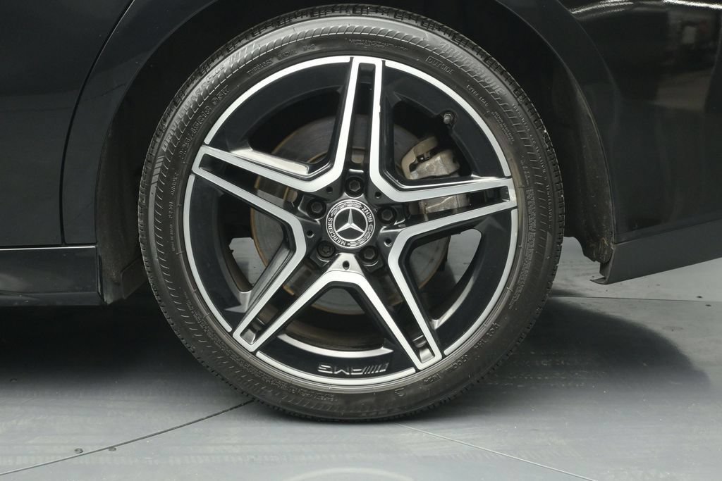 Used 2023 Mercedes-Benz CLA 250 4MATIC image 9