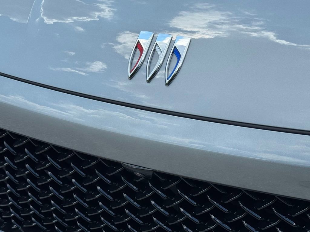 New 2025 Buick Enclave Sport Touring w/ Super Cruise Package image 7