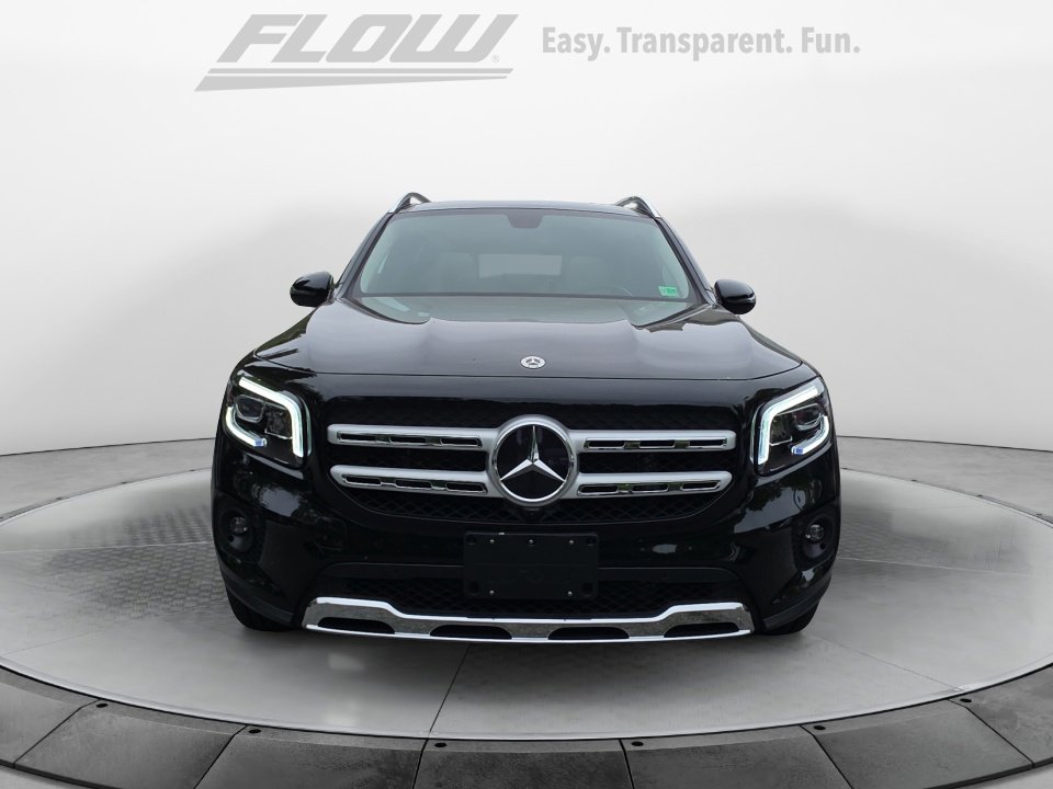 Used 2023 Mercedes-Benz GLB 250 4MATIC image 3